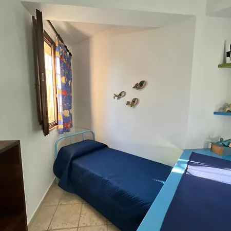 Sea View Apartment *
